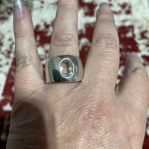 Thick Silver Tone Napier Ring With a Light Purple Center Rhinestone. Sz 6.5